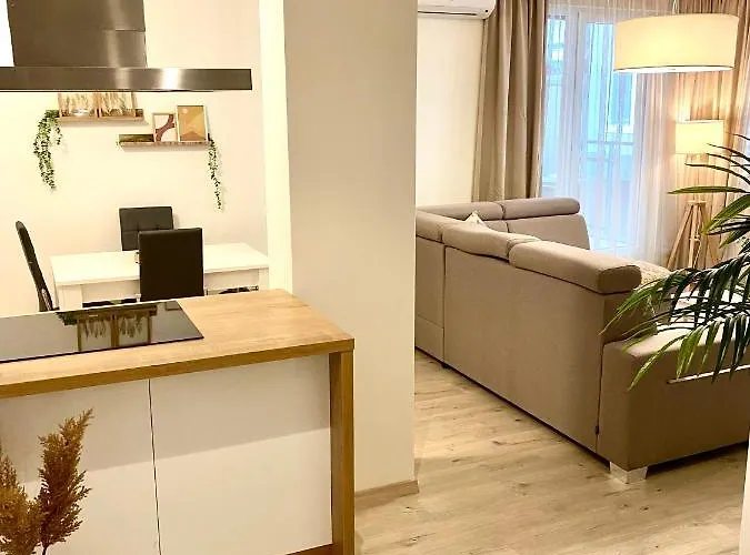 The Elite Downtown A/c & Garage Parking Appartement Bratislava